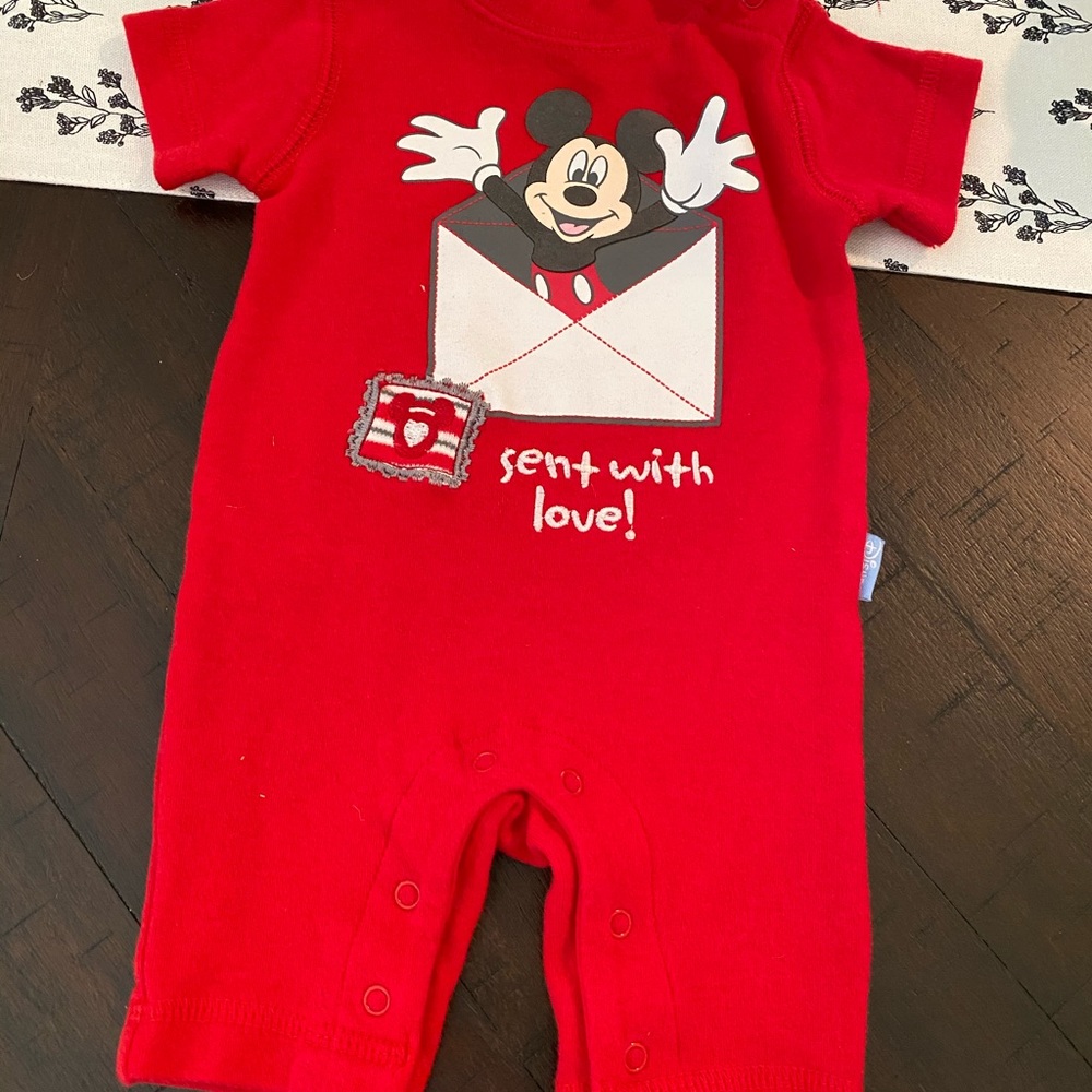 Mickey Mouse Newborn One-Piece outfit